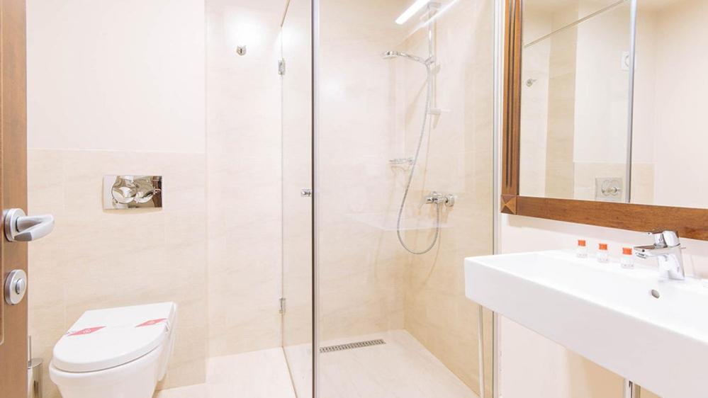 Hotel Alpin Rarau Кимпулунг-Молдовенеск Екстер'єр фото